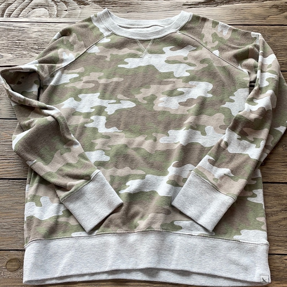 Camo sweatshirt